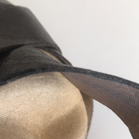 Attilio Guisti Leombruni Black 2” wedge platform strapping leather sandal Sz 39 - Picture 7 of 10